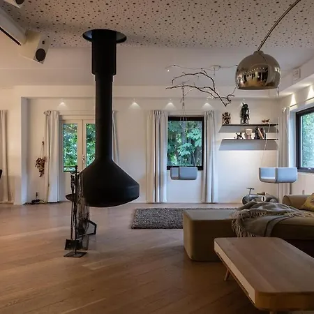 Apartment Unique In With Sauna And Hot Tub