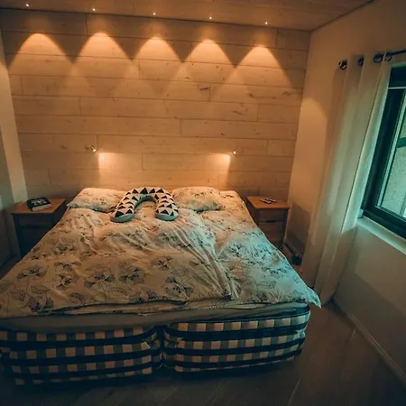 Apartment Unique In With Sauna And Hot Tub Helsinki