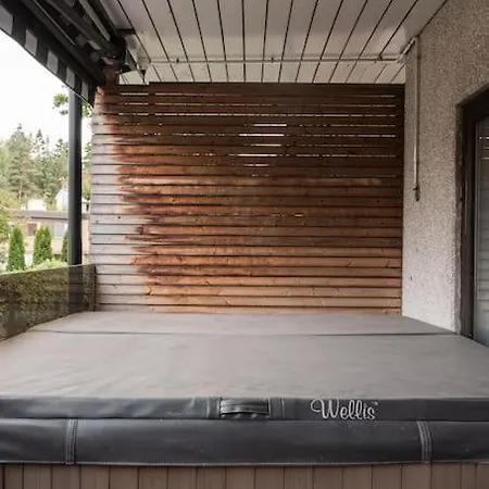 Unique In With Sauna And Hot Tub Apartment